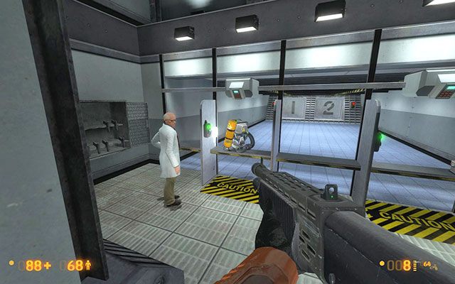 Uzupełnij energię za pomocą wiszących na ścianie aparatów i wyjdź po schodach wyżej - Lambda Core - W drodze po miotacz | Lambda Core | Black Mesa - Black Mesa - poradnik do gry