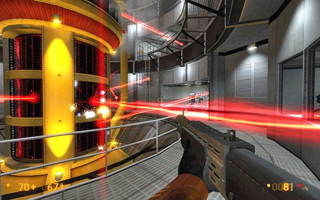 Po dotarciu do zamkniętego pomieszczenia przesuń dźwignię aby uruchomić urzadzenie - Lambda Core - Ochłodzenia czas | Lambda Core | Black Mesa - Black Mesa - poradnik do gry