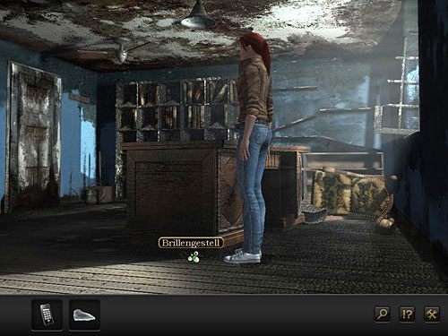 Podnieś leżące na podłodze przy biurku oprawki okularów - Dostań się do archiwum | Rozdział 4 - San Francisco, USA | Secret Files 3 - Secret Files 3: The Archimedes Code - poradnik do gry