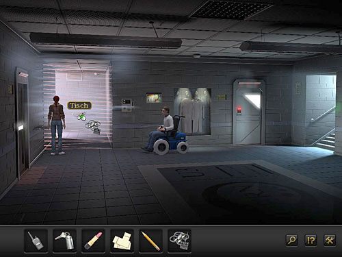 Przyczep do niego samoprzylepny pasek i skieruj go do stolika-półeczki w ścianie za barierą laserową, na którym leży karta dostępu, najprawdopodobniej wyłączająca ową barierę - Unieszkodliw barierę laserową | Rozdział 9 - CERN, Szwajcaria | Secret Files 3 - Secret Files 3: The Archimedes Code - poradnik do gry