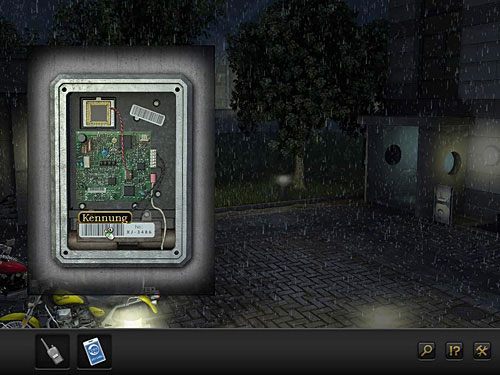 Kiedy pokaże się mechanizm zamka, przyjrzyj się widniejącemu w dole numerowi identyfikacyjnemu, po czym wyjdź ze zbliżenia (kliknij poza nim) - Otwórz budynek z transformatorem | Rozdział 9 - CERN, Szwajcaria - Secret Files 3: The Archimedes Code - poradnik do gry