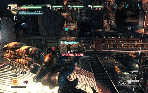 Aby nie ryzykować rozjechania przez pociąg, warto wybrać kładkę, wchodząc po schodach po prawej - Rozdział 1 - Sektor 4 | Epizod 2 | Lost Planet 2 - Lost Planet 2 - poradnik do gry