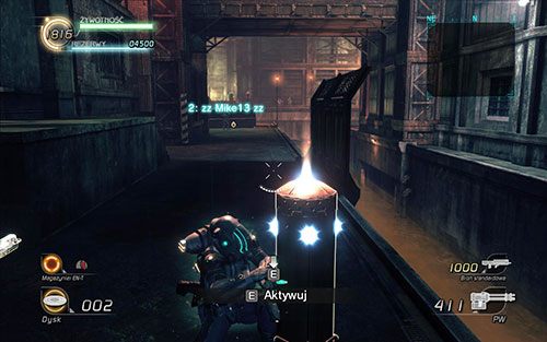 Kawałek z przodu, w pomieszczeniu po lewej znajdziesz Gatling PW oraz karabin snajperski - Rozdział 1 - Sektor 3 | Epizod 4 | Lost Planet 2 - Lost Planet 2 - poradnik do gry
