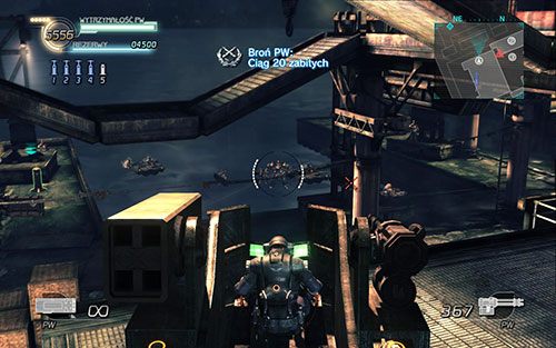 Piąty terminal stoi nieopodal dostępu do wody - w momencie gdy tylko się zbliżysz przybędą posiłki na łodziach - począwszy od zwykłych żołnierzy, poprzez jednostki przyodziane w pancerze na wrogich PW skończywszy - Rozdział 2 - Sektor 1 | Epizod 4 | Lost Planet 2 - Lost Planet 2 - poradnik do gry