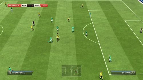 Oczywistą sprawą jest fakt, że mecz wygrywa ten, który więcej strzeli niż straci, dlatego niezwykle ważne jest odpowiednie zabezpieczenie bramki przed atakami przeciwników - Jak bronić skutecznie? | Obrona w FIFA 13 - FIFA 13 - poradnik do gry