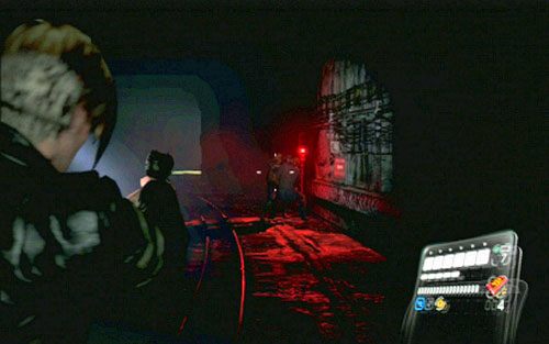 Kolejnego przeciwnika napotkasz obok czerwonej lampki - 1 - Tunele metra | Kampania Leona | Solucja Resident Evil 6 - Resident Evil 6 - poradnik do gry