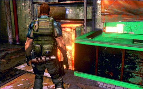 Wejdź szybko do środka i zniszcz stojące tam skrzynie - 1 - Miejskie zaułki | Kampania Chrisa | Solucja Resident Evil 6 - Resident Evil 6 - poradnik do gry