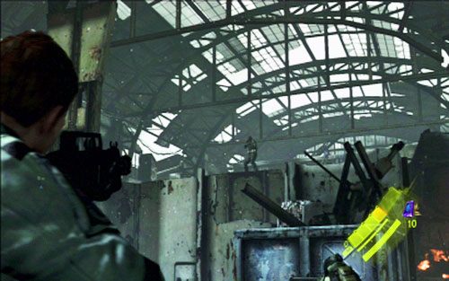 Przejdź wtedy na drugą stronę i osłaniaj żołnierza podkładającego ładunek - 2 - Szturm przez miasto | Kampania Chrisa | Solucja Resident Evil 6 - Resident Evil 6 - poradnik do gry