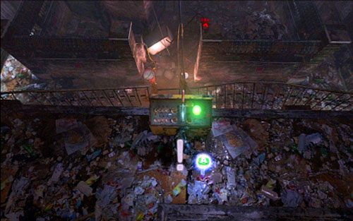 Wdrap się wtedy po drabinie piętro wyżej i dwukrotnie pociągnij za dźwignie, jak bestia będzie tuż pod tobą - 3 - Pościg za wężem | Kampania Chrisa | Solucja Resident Evil 6 - Resident Evil 6 - poradnik do gry