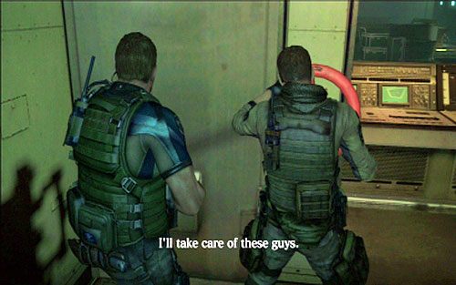 Pozbądź się ich, a następnie osłaniaj Piersa, jak będzie przekręcał duży czerwony zawór - 4 - Okrętowe korytarze | Kampania Chrisa | Solucja Resident Evil 6 - Resident Evil 6 - poradnik do gry