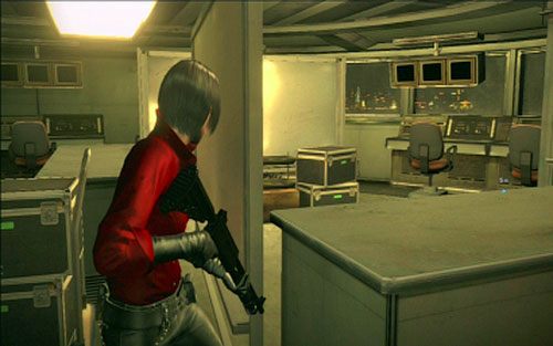 Idąc cały czas prosto dotrzesz na mostek kapitański - 4 - Reflektory | Kampania Ady Wong | Solucja Resident Evil 6 - Resident Evil 6 - poradnik do gry