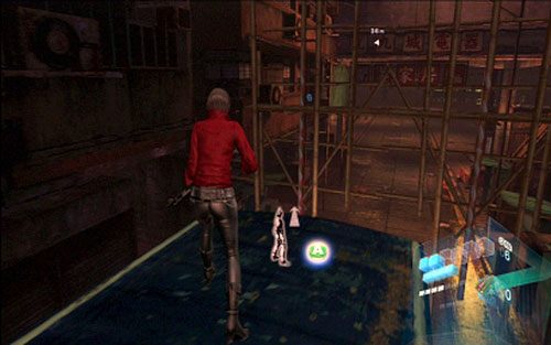 Musisz wtedy jak najszybciej zestrzelić emblemat umieszczony na blokującym drogę rusztowaniu - Rozdział III | Emblematy - Ada Wong | Resident Evil 6 - Resident Evil 6 - poradnik do gry