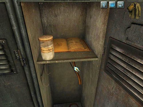 Oczywiście powieś paradny mundur strażnika na wieszaku poniżej - Wybaw Brightona z kłopotu | Ucieczka z więzienia Westgate - Testament Sherlocka Holmesa - poradnik do gry