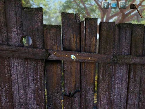 Użyj zabranej z szopy motyki na wbitych w deski (na prawo od otworu) gwoździach - Odnajdź skradzione pranie | Kradzież w Kensington Garden - Testament Sherlocka Holmesa - poradnik do gry