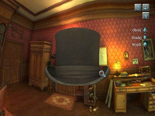 W zbliżeniu przyjrzyj się zawiązanej po prawej wstążce - Ustal tożsamość tajemniczego gościa Farleya | Wizyta w biurze O. Farleya - Testament Sherlocka Holmesa - poradnik do gry