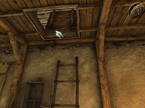 Przez klapę w suficie (nad drabiną stojącą obok apteczki) podaj ją Sherlockowi (musisz przełączyć na tryb FPP, by móc spojrzeć na klapę) - Rozwal fałszywą ścianę (1); Znajdź brakującą zębatkę | Pożar w młynie - Testament Sherlocka Holmesa - poradnik do gry