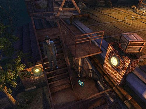 Wróć w okolice kolejki linowej i schodami na lewo od niej zejdź na ziemię - Dowiedz się, co odbywa się w magazynie | Finał w opuszczonym lunaparku - Testament Sherlocka Holmesa - poradnik do gry