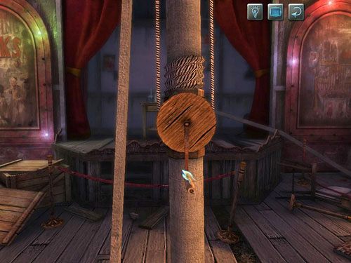 Zakręć nią - przesuniesz zwisający z rusztowania pod sufitem hak nad klatkę z zamkniętym w niej nieszczęśnikiem - Unieszkodliw drugiego strażnika | Finał w opuszczonym lunaparku - Testament Sherlocka Holmesa - poradnik do gry