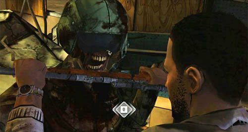 (7) Ostatnią rzeczą będzie wciskanie pokazanego na ekranie przycisku w czasie mocowania się z pilotem, a potem wciśnięcie raz następnego, by pchnąć go na gruz - 1 - Goodbye, She Quietly Says | Epizod III - Long Road Ahead | The Walking Dead - The Walking Dead - poradnik do gry