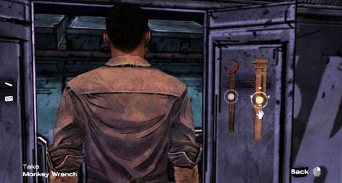 Otwórz drugi (Open: Engine Compartment) i weź jedną z trzech broni - (Take: Monkey Wrench), (Take: Spanner), (Take: Spike Remover) - 4 - What now? | Epizod III - Long Road Ahead | Solucja The Walking Dead - The Walking Dead - poradnik do gry