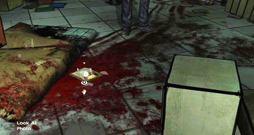 W środku najpierw zwróć uwagę na paletę po prawej (Examine: Pallet) - 5 - Its Just One Bullet - Biuro | Epizod I - A New Day | The Walking Dead - The Walking Dead - poradnik do gry