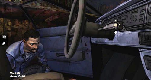 Otwórz drzwi samochodu, przy którym kryją się bohaterowie (Open: Door), zabierz z siedzenia świecę zapłonową (Take: Spark Plug), a potem zwolnij hamulec gałką przy kierownicy (Unlock: Gear Shift) - 5 - Its Just One Bullet - Motel | Epizod I - A New Day | The Walking Dead - The Walking Dead - poradnik do gry