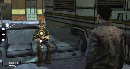 Idź w głąb ekranu, wzdłuż kampera, aby pomówić z siedzącym na kanapie Kennym - 2 - Conversation Killer - Problem z jedzeniem | Epizod II - Starved for Help - The Walking Dead - poradnik do gry