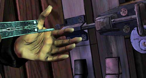 Jeśli chcesz zobaczyć, co jest w środku, zerknij na zamek (Use: Door), a potem użyj multitoola na każdej z czterech śrub w lewej części zamka (Use Multi-Tool On: Screw) - 3 - Thank you for shopping at Save Lots! - Tajemnica w stodole | Epizod II - Starved for Help - The Walking Dead - poradnik do gry