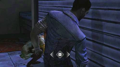 Następnie obydwoje podejmują próbę otwarcia drzwi (możesz wciskać przycisk pokazany na ekranie bądź też zignorować tę akcję - rezultat będzie ten sam) - 7 - Stay Close To Me; Goodbye | Epizod V - No Time Left | The Walking Dead - The Walking Dead - poradnik do gry