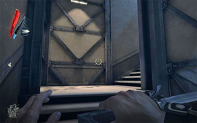 Na dach możesz dotrzeć wyłącznie w jeden sposób, a mianowicie wybierając schody zlokalizowane w południowo-zachodnim narożniku na drugim piętrze wieży (powyższy screen) - Eksploracja dachu wieży Dunwall | Misja 6 - Return to the Tower | Dishonored - Dishonored - poradnik do gry