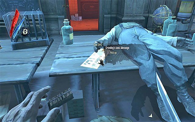 Zanim zajmiesz się nowym celem misji dobrze byłoby uporać się z dwoma okolicznymi wartownikami (jeden z nich ma przy sobie klucz do budynku - Galvani building key), choć na upartego mógłbyś też próbować ich unikać - Odnalezienie Crowleya w mieszkaniu Galvaniego | Misja 3 - House of Pleasure - Dishonored - poradnik do gry