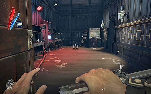 Bardzo dobrą wiadomością jest to, że wspomnianą wyżej ścianę światła możesz w bardzo łatwy sposób wyłączyć lub przeprogramować, albowiem na prawo od niej znajduje się ogólnodostępne pomieszczenie kontrolne (panel i zbiornik z wielorybim tranem - powyższy screen) - Eksploracja pierwszego piętra wieży Dunwall | Misja 6 - Return to the Tower - Dishonored - poradnik do gry