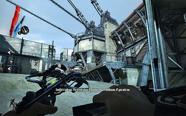 Dziedziniec jest niestety okupowany przez bardzo liczną grupę przeciwników - Eksploracja fortu | Misja 9 - The Light at the End | Dishonored - Dishonored - poradnik do gry