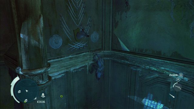 Przesuwając się powoli w tym samym kierunku i skacząc na żyrandol, dotrzesz na wyższe piętro pomieszczenia - Zamek szalonego doktora (lokacja morska) | Skarb kapitana Kidda - Assassins Creed 3 - poradnik do gry