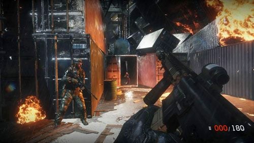 Kontynuuj ucieczkę - 01 - Niezamierzone konsekwencje - Kampania - Medal of Honor: Warfighter - poradnik do gry