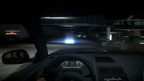 Skręć w prawo, potem prosto i przy czarno-białych strzałkach znowu w prawo - 10 - W Dubaju jak w raju - Kampania - Medal of Honor: Warfighter - poradnik do gry