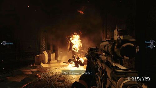 Choć będzie tam kilku wrogów, nie musisz się ich obawiać - są zaczadzeni i ledwo się na nogach trzymając - 13 - To już jest koniec - Kampania - Medal of Honor: Warfighter - poradnik do gry