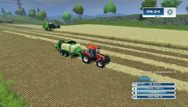 Prasowanie słomy idzie sprawniej dzięki stworzonym przez kombajn pokosom. - Hodowla bydła | Hodowla zwierząt w Farming Simulator 2013 - Farming Simulator 2013 - poradnik do gry