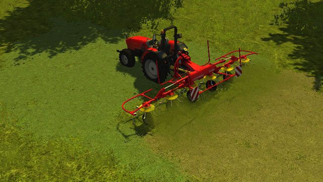 Wystarczy jedno użycie przetrząsarki, aby wysuszyć trawę. - Uprawa siana i trawy | Uprawa ziemi w Farming Simulator 2013 - Farming Simulator 2013 - poradnik do gry
