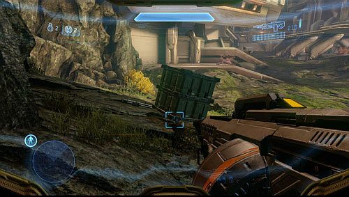 Po lewej stronie od wejścia znajduje się sporo broni w tym wyrzutnia rakiet (obrazek), której użyj na Ghosty, jeżeli nie będzie możliwe przejęcie pojazdu - Dostań się do portalu; Terminal 1 | Rekwiem - Kampania | Halo 4 - Halo 4 - poradnik do gry