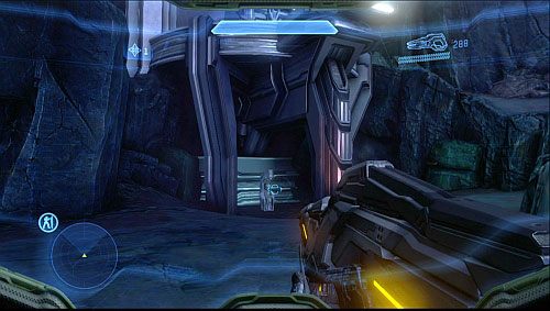 Kiedy oczyścisz teren zejdź na dół, gdzie odnajdziesz drugi Terminal (obrazek) - Terminal 2 | Prekursor - Kampania | Halo 4 - Halo 4 - poradnik do gry