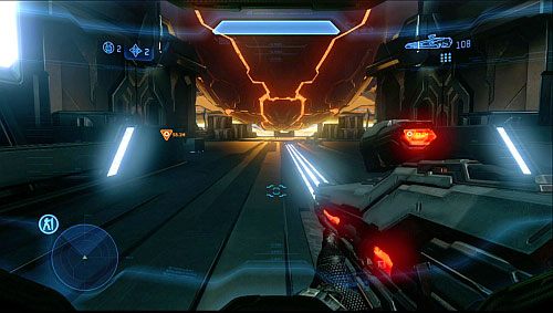 Na końcu odnajdziesz windę prowadzącą do zasilania promieniowania, które wyłącz - Dotrzyj do nadajnika | Prekursor - Kampania | Halo 4 - Halo 4 - poradnik do gry