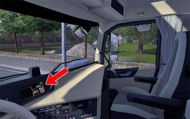 Przełączając się pomiędzy kolejnymi ekranami możesz także sprawdzić zapas paliwa (w litrach) oraz dystans jaki jesteś w stanie pokonać bez tankowania - ETS2: Deska rozdzielcza - Euro Truck Simulator 2 - poradnik do gry