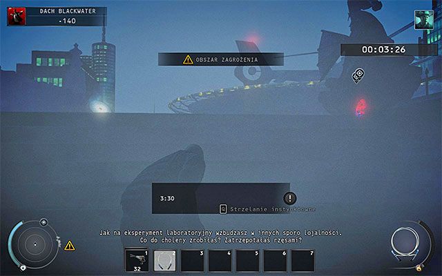 Po przejściu przez pole minowe możesz skierować się do schodów (powyższy screen) lub wybrać prawy szyb wentylacyjny (opis pomieszczenia, do którego prowadzi ten tunel znajduje się w dalszej części tekstu) - Dotarcie do miejsca pobytu Dextera (Dach Blackwater) | 19 - Odliczanie - Hitman Absolution - poradnik do gry