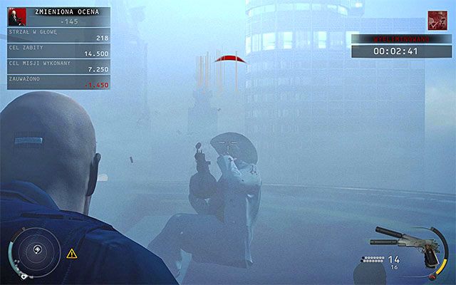 Niezależnie od wybranego wcześniej przejścia znajdziesz się na lądowisku, na którym przebywają Blake Dexter oraz przetrzymywana przez niego Victoria - Zamordowanie Dextera (Dach Blackwater) | 19 - Odliczanie - Hitman Absolution - poradnik do gry