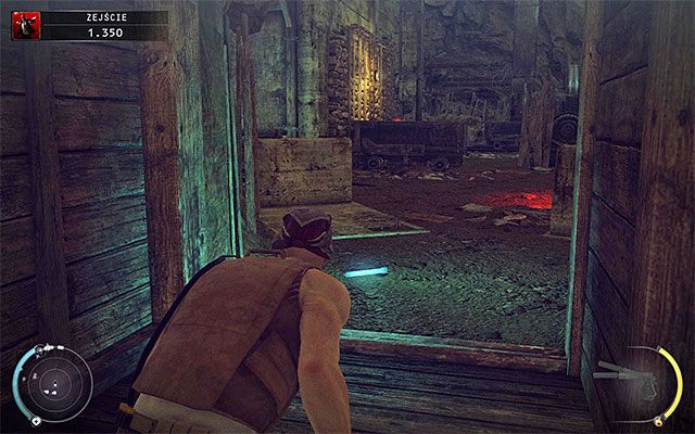 Skorzystaj z drabiny znajdującej się w chatce, docierając z jej pomocą na niższy poziom i omijając tym samym okolicznych wartowników - Dotarcie do windy (Zejście) | 11 - Dexter Industries | Hitman Rozgrzeszenie - Hitman Absolution - poradnik do gry