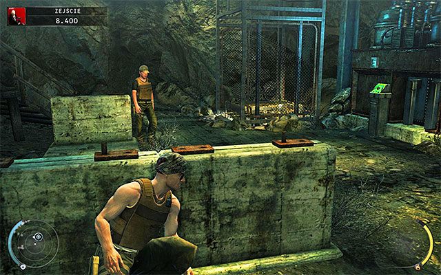 Szybko udaj się ponownie w stronę schodów i zejdź po nich na dół - Dotarcie do windy (Zejście) | 11 - Dexter Industries | Hitman Rozgrzeszenie - Hitman Absolution - poradnik do gry