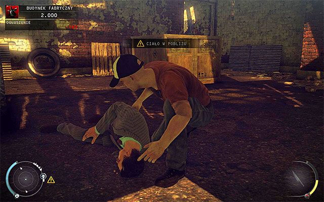 Zacznij od wyeliminowania osób przebywających w magazynie, a następnie przystąp do załączania alarmów w zaparkowanych w okolicy samochodach - Przedostanie się do wnętrza budynku fabrycznego (Budynek fabryczny) | 11 - Dexter Industries - Hitman Absolution - poradnik do gry