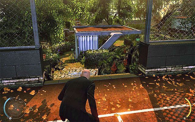 Do ogrodów posiadłości prowadzą dwie główne ścieżki - Hitman Absolution: Ogrody, Osobisty kontrakt - Solucja - Hitman Absolution - poradnik do gry