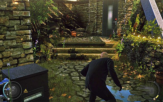 Zaczekaj aż przeciwnicy jeszcze w trakcie rozmowy obrócą się w prawo - Hitman Absolution: Ogrody, Osobisty kontrakt - Solucja - Hitman Absolution - poradnik do gry